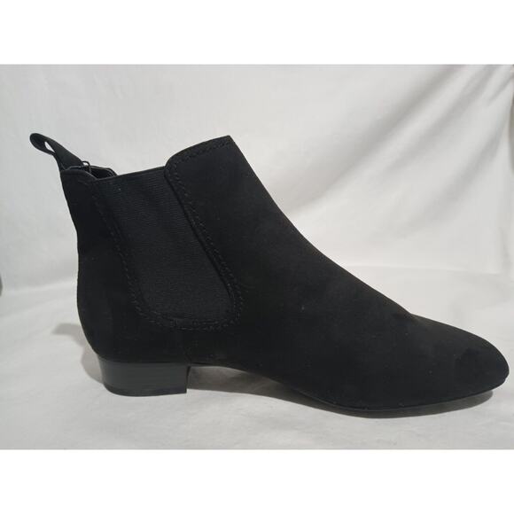 NWT Find Size 10 Black Rubber Sole Ankle Booties Pull On - Picture 7 of 10